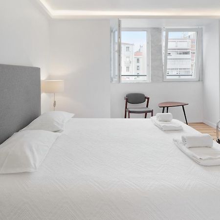 Room With Private Bathroom -Alcantara Lissabon Exterior foto